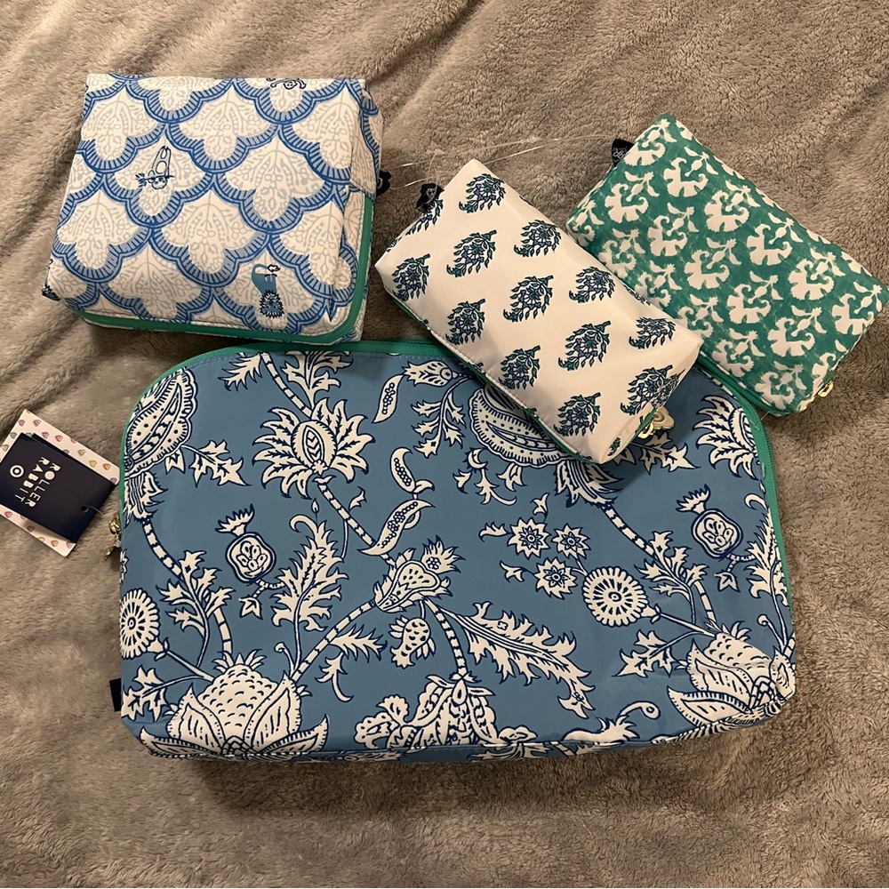 NWT Roller Rabbit x Target Blue Floral Vines 4 Piece Cosmetic Bag Set